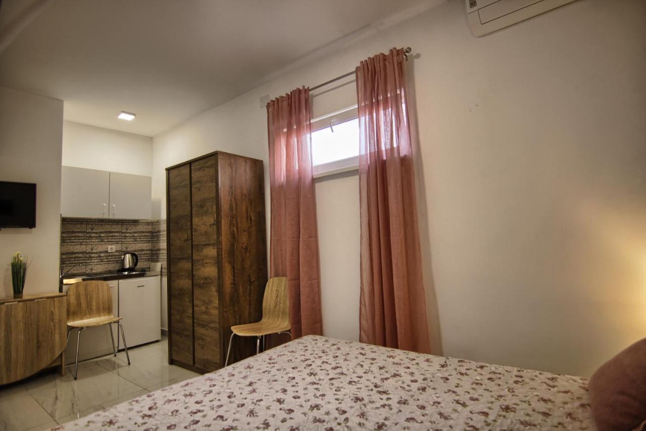 Rooms Dragica 파코스탄 외부 사진